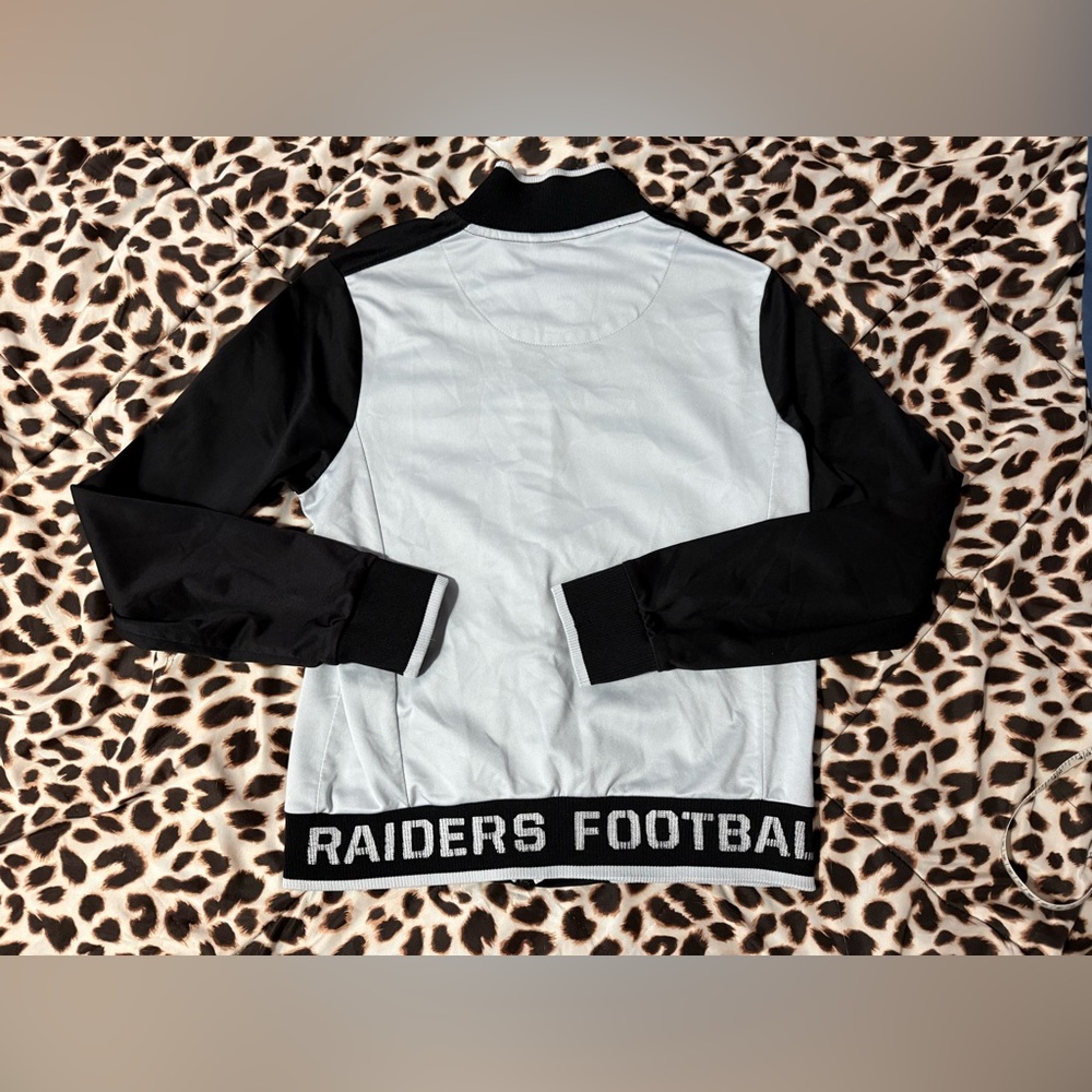 🖤NFL Raiders Jacket🖤 - Picture 3 of 7